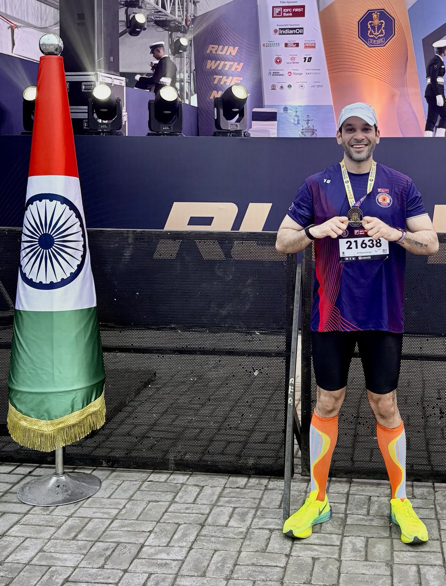 shreyanshsingh_'s tweet photo. Chilly February morning in Delhi and running the #IndianNavyHalfMarathon
Smoothly organized by @indiannavy and a great experience from start to finish.
#INHM https://t.co/RGneUhQUeF