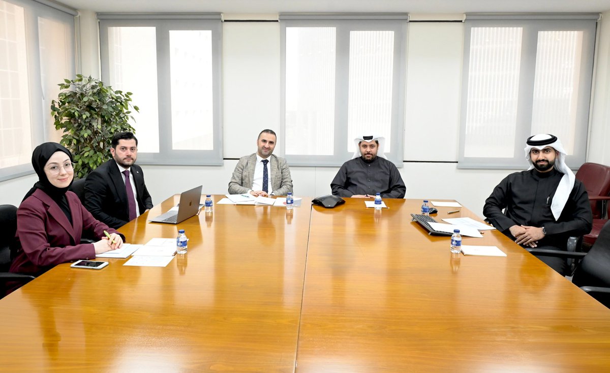 وحدة التحقيق الخاصة تستقبل وفد مؤسسة حقوق الإنسان والمساواة بالجمهورية التركية
 
#البحرين
#وحدة_التحقيق_الخاصة 

instagram.com/p/DUS4k1LDZpL/…