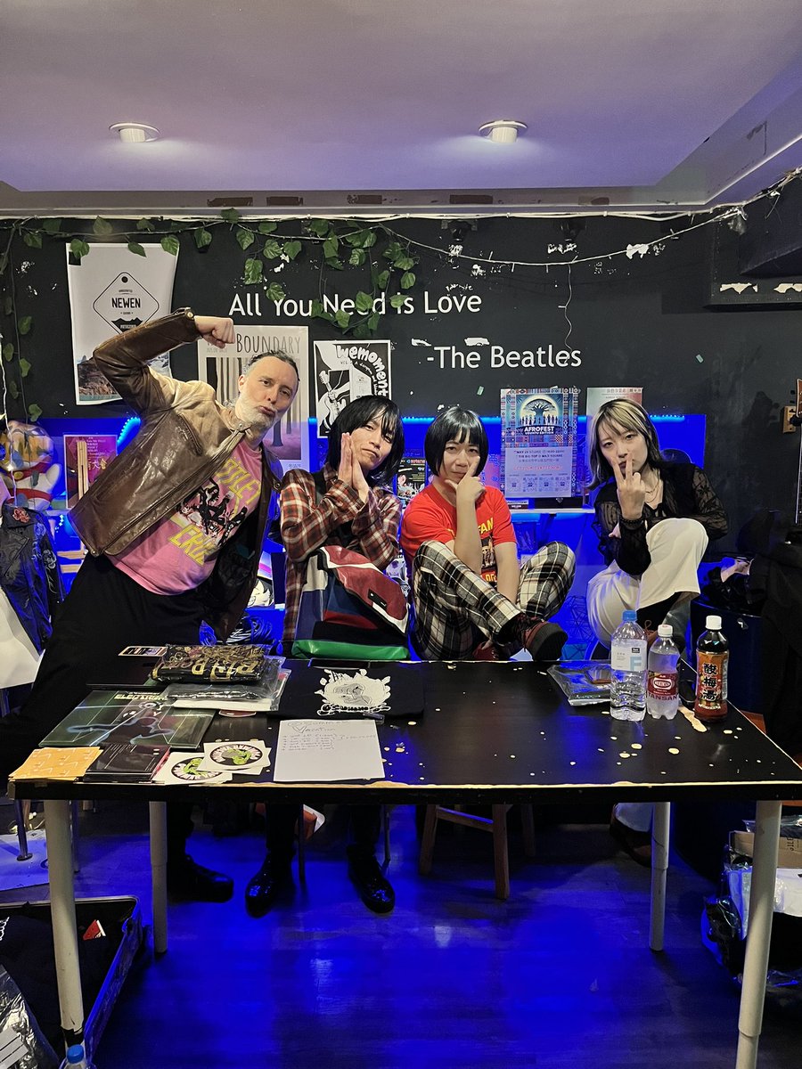 o'summer vacation tweet media