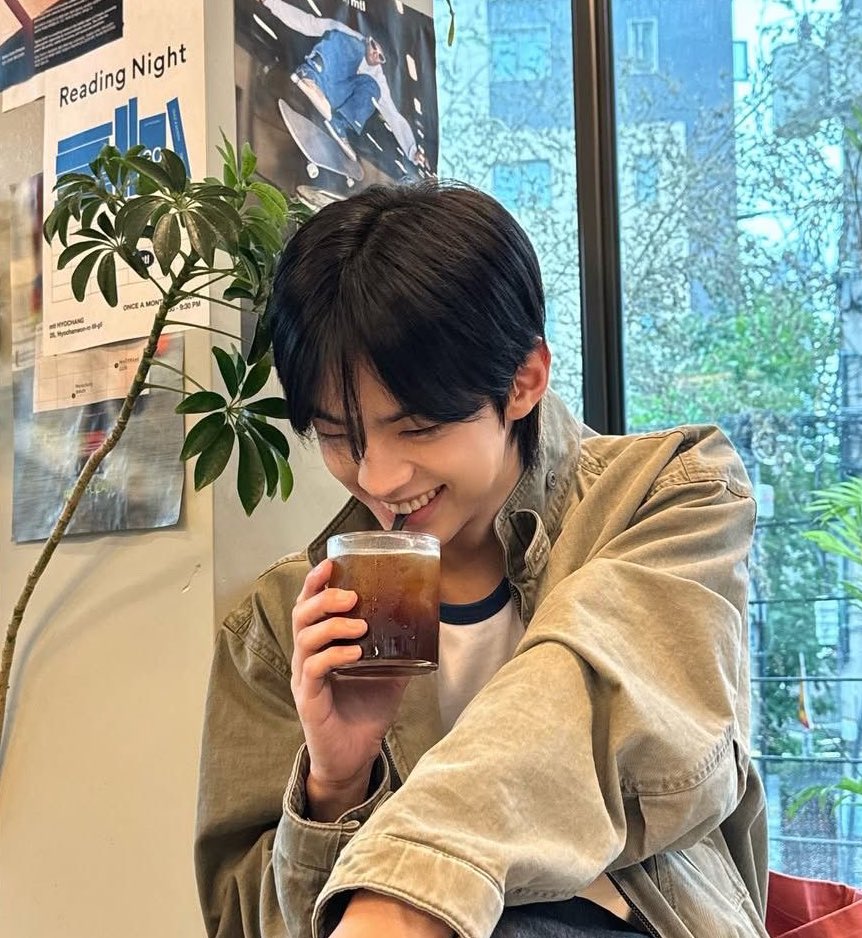아카이브 tweet media