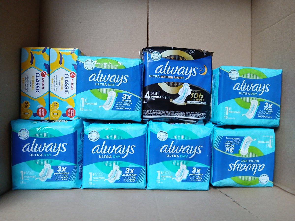 MaritzaVisser's tweet image. Directe hulp waar nodig #HouVast

Met dank aan @kinderhulp voor de menstruatieproducten en @Armoedefonds voor de verzorgingsproducten.

De nieuwe jas kreeg ik van een anonieme donateur ❤️

Ook helpen? 📞 06 28392764 (werkdagen van 9-16 uur) #doneer #kleding