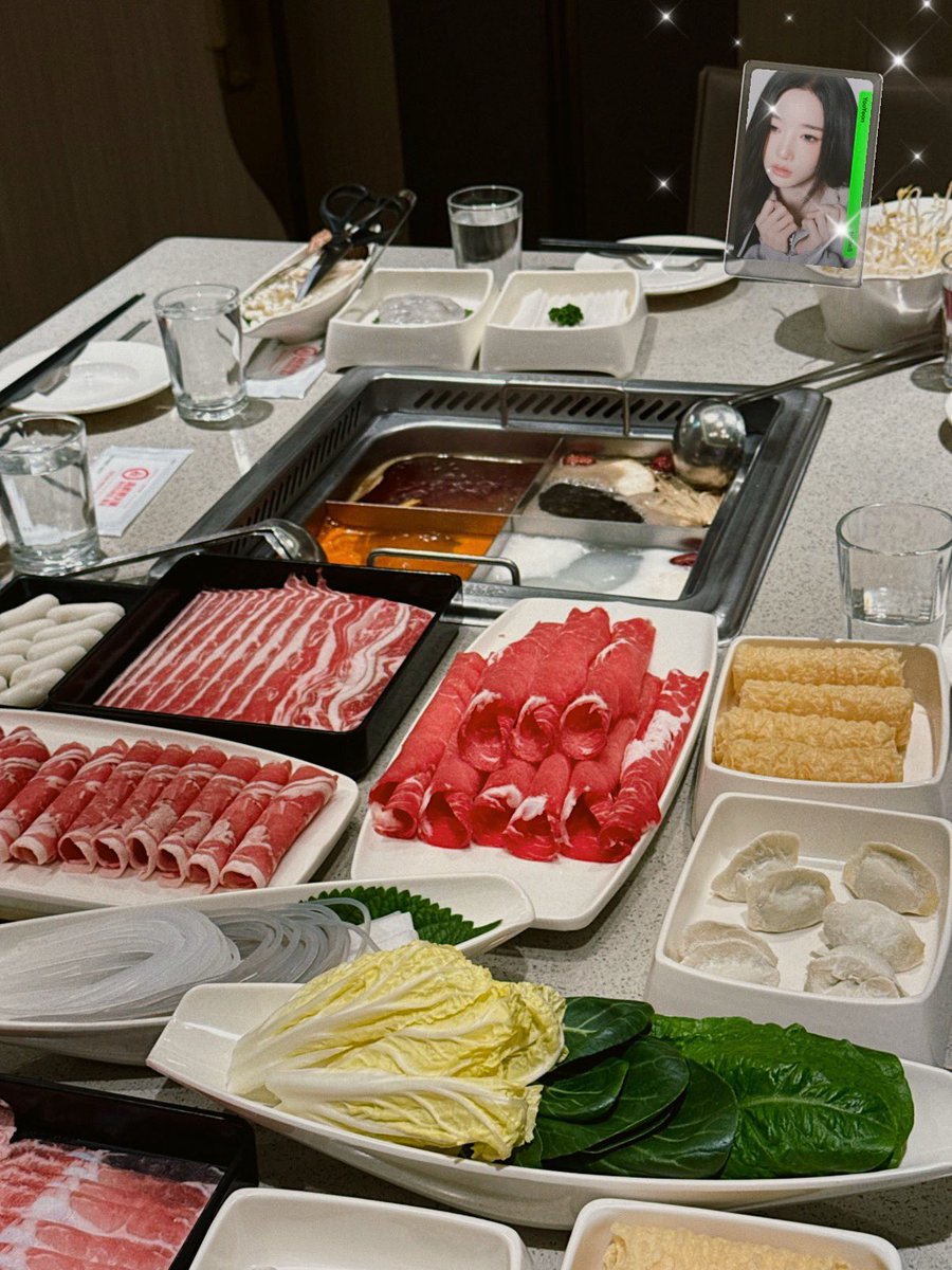 유연님도자리를빛내주심
유밤생축🫰
#작전명_돼지뇌를_먹어라
#돼지뇌는_필수_두유피_무조건