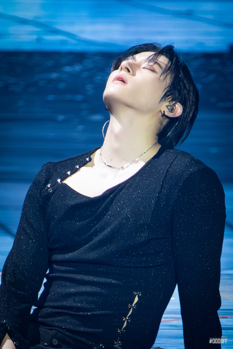 MX_0000FF's tweet photo. 260131 THE X : NEXUS

이 자세는 반칙이야 진짜 

#창균 #IM #CHANGKYUN #몬스타엑스 #MONSTAX https://t.co/HUo6RV3iC5