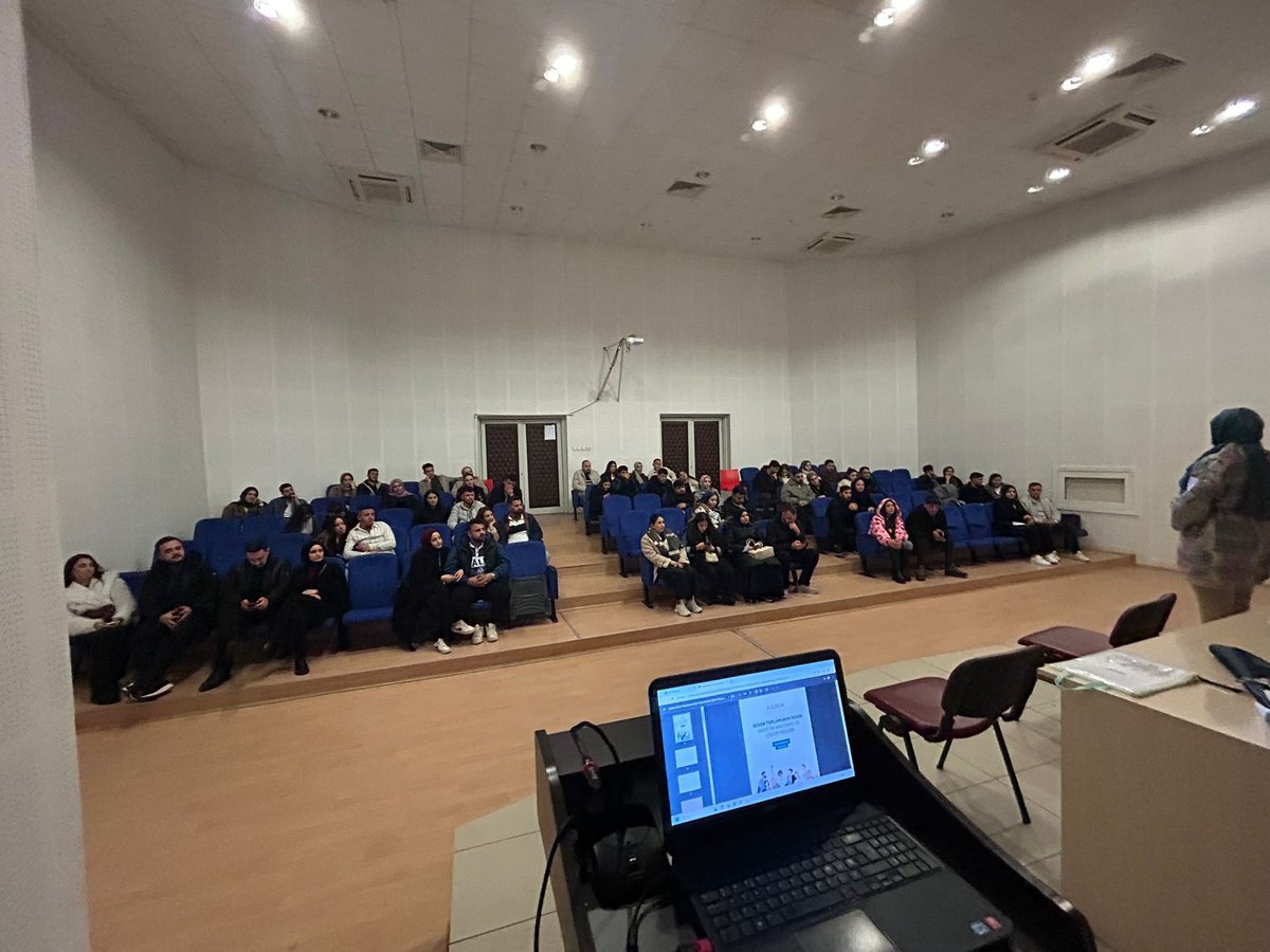 Güvenli toplum; bilinçle, eğitimle ve birlikte inşa edilir.

📍 Şahinbey SHM
📍 Mücahitler Aile Destek Merkezi

Şiddeti sadece konuşmak değil, anlamak, önlemek ve çözüm üretmek için sahadayız.
Emeği geçen tüm paydaşlarımıza ve katılımcılarımıza teşekkür ederiz. 🌿