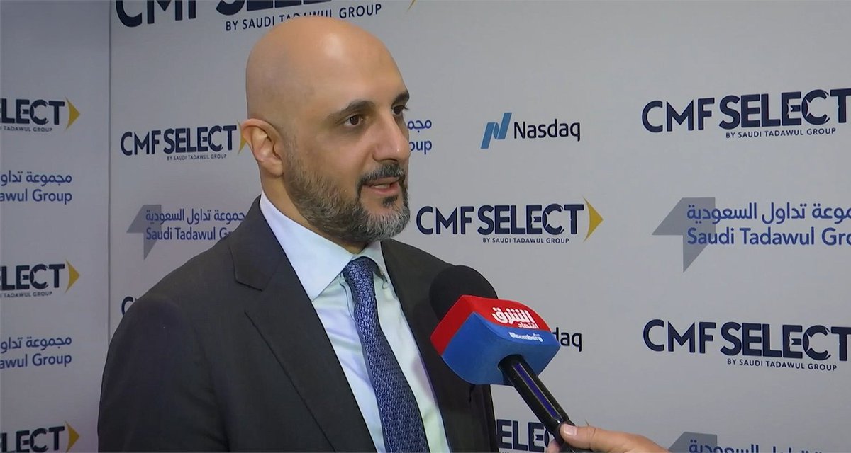 قال الرئيس التنفيذي لـ دراية المالية محمد الشماسي إن الشركة تلقت نحو 500 طلب من أفراد أجانب في أول يوم لفتح تاسي للاستثمار المباشر، معتبرًا ذلك مؤشرًا إيجابيًا.

وبين أن دخول الأجانب سيكون تدريجيا، موضحا أنه توجه استثماري حيث لن تكون هناك تدفقات نقدية كبيرة ستدخل خلال أول يوم أو