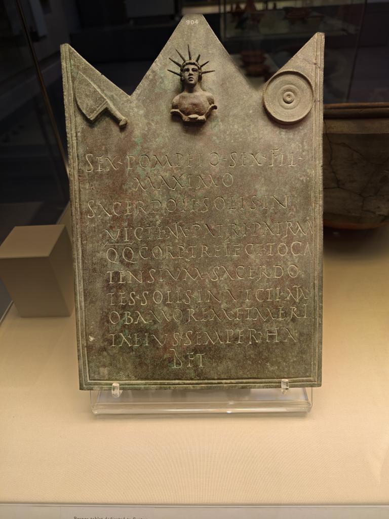 antmoose's tweet image. #EpigraphyTuesday returns to the #BritishMuseum for an excellent example of #rustic capitals in the unusual medium of #bronze, in this #inscription from c. 200 CE commemorating one S. Pompeius Maximus, priest of the cult of Sol Invictus and #Mithras.