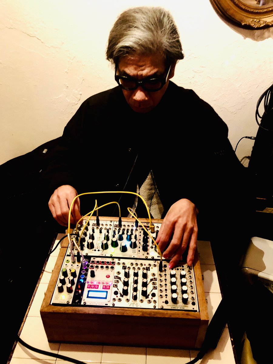 こんや
wac ＋　aki