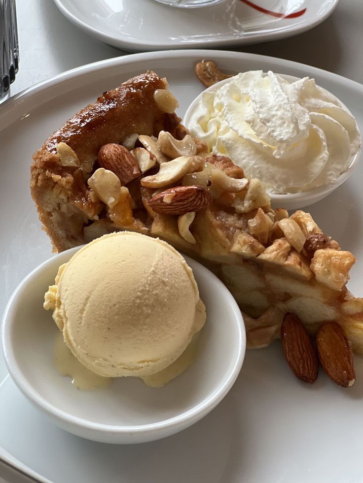 its_snooki_'s tweet image. 