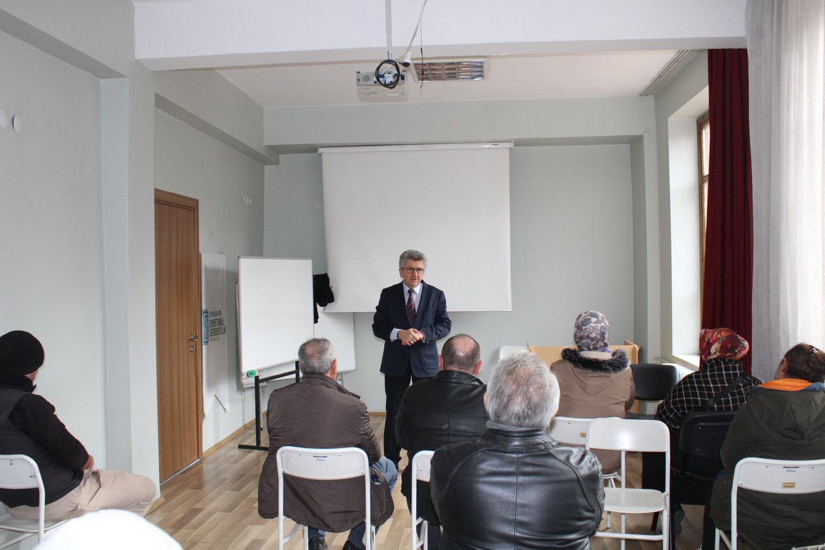 Müdürlüğümüzde Manevi Rehberlik Birimi tarafından Berat Kandili programı düzenlendi.