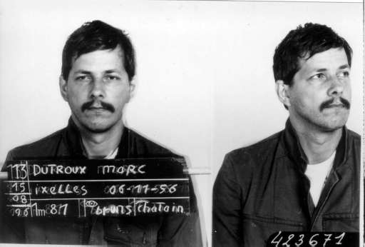 Der Fall Marc Dutroux wurde bis heute nie richtig aufgeklärt.

Wer hat die Macht so etwas zu vertuschen?

27 teils mysteriöse Todesfälle unter Zeugen und anderen Prozessbeteiligten sowie Unstimmigkeiten beim Gerichtsverfahren gaben Anlass zu Spekulationen.