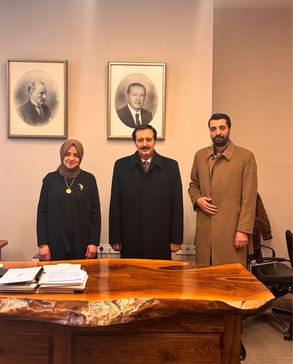 📍 Cumhurbaşkanlığı Külliyesi

AK Parti Başkale Eski İlçe Başkanı Sayın Muhsin Aydın ve kıymetli oğlunu misafir ettik.
Nazik ziyaretleri için kendilerine teşekkür ediyorum.