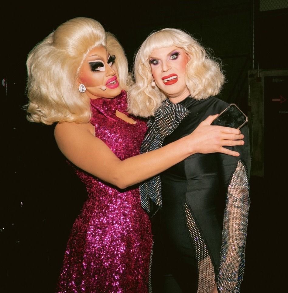 no context trixie & katya tweet media
