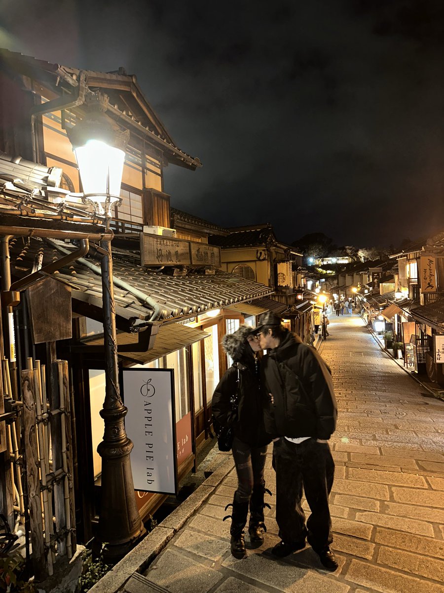 4rymalik's tweet photo. Dumping photos and leaving agn 🤓 
Us in Japan 🇯🇵 2025 ! https://t.co/rgZts4NqhH