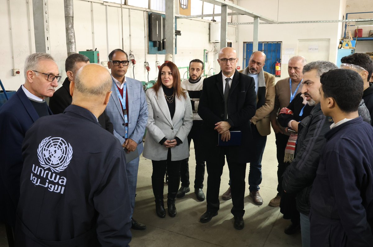 DUA_UNRWASyria's tweet photo. Honored to welcome Deputy Minister for Student Affairs Mr. Abdul‑Hamid Al‑Khalid to @UNRWA Damascus Training Centre, where he saw firsthand our applied training methods aligned with labour market needs & admired the quality of our work & efforts in support of students. #UNRWAwork https://t.co/YnGHnllrUe