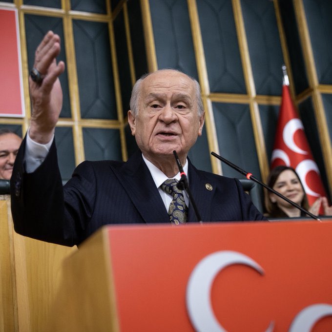 ajansmuhbir1923's tweet photo. 💥 #SonDakika | Devlet Bahçeli’den flaş çıkış:

“Anadolu huzura, Öcalan umuda, Ahmetler makama ve Demirtaş yuvasına dönene kadar kararımız nettir.” https://t.co/H9NWKqhlCC