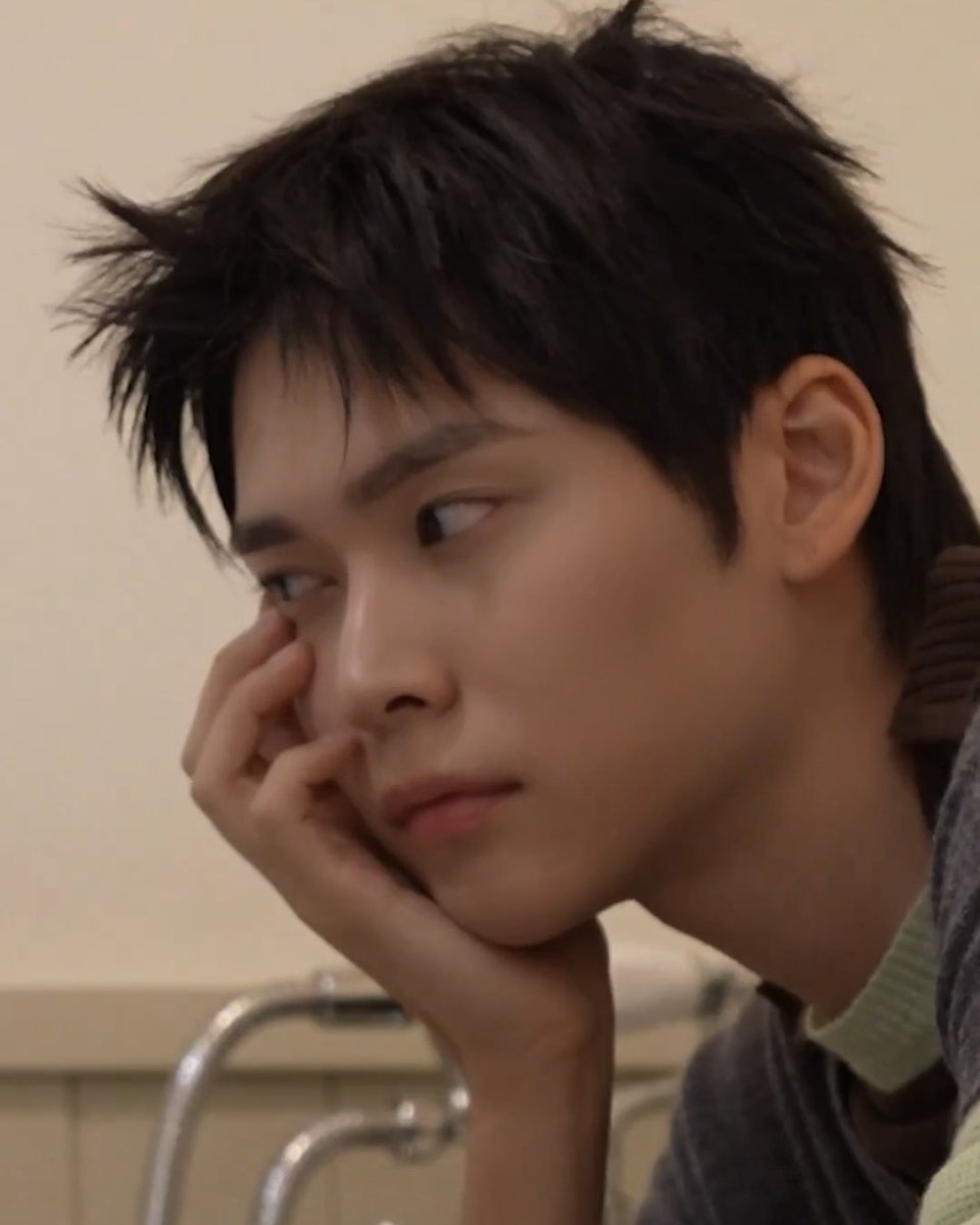 마이 tweet media
