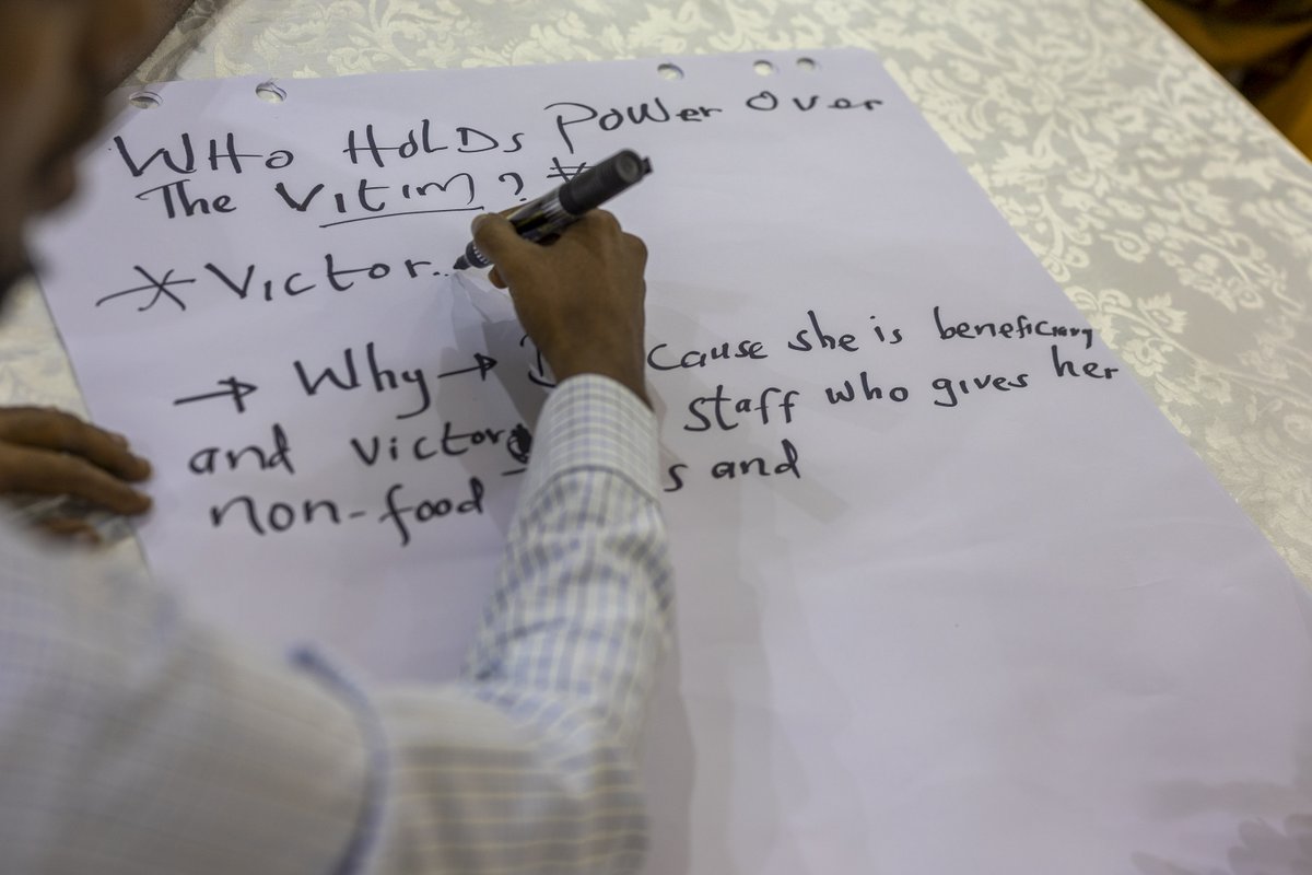 iom_somalia's tweet photo. 📍 Mogadishu

IOM delivered a Protection from Sexual Exploitation, Abuse, &amp; Harassment (PSEAH) training for staff &amp; support personnel working closely with communities, strengthening awareness of PSEAH principles, accountability, and safe, respectful engagement with beneficiaries. https://t.co/QxR4q32kyz