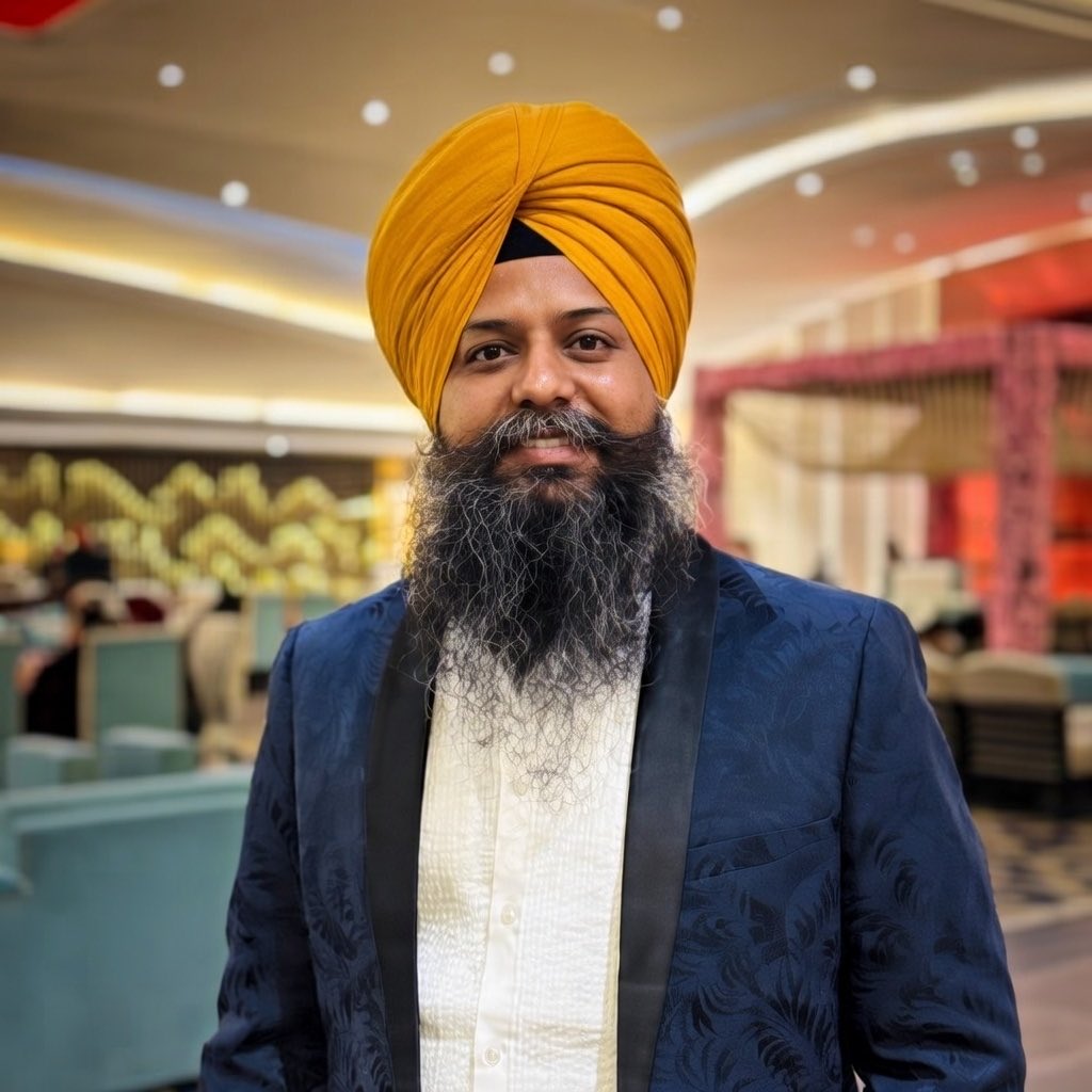 optimist_sardar's tweet photo. #NewProfilePic https://t.co/DXH98UAsRh