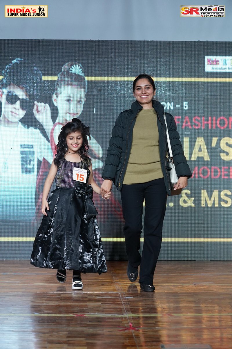 India's Super Model tweet media