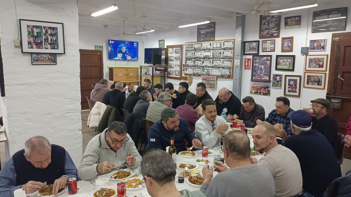 PVElsBlavets_Pinedo tweet media