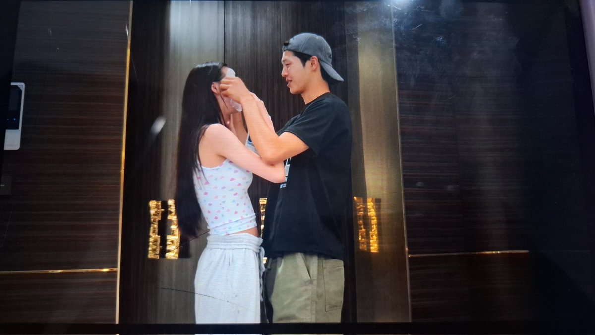 moccaberry_'s tweet image. AAAAAAAAAAAGHH HEEBEEN KUUUUU 
#singlesinferno5