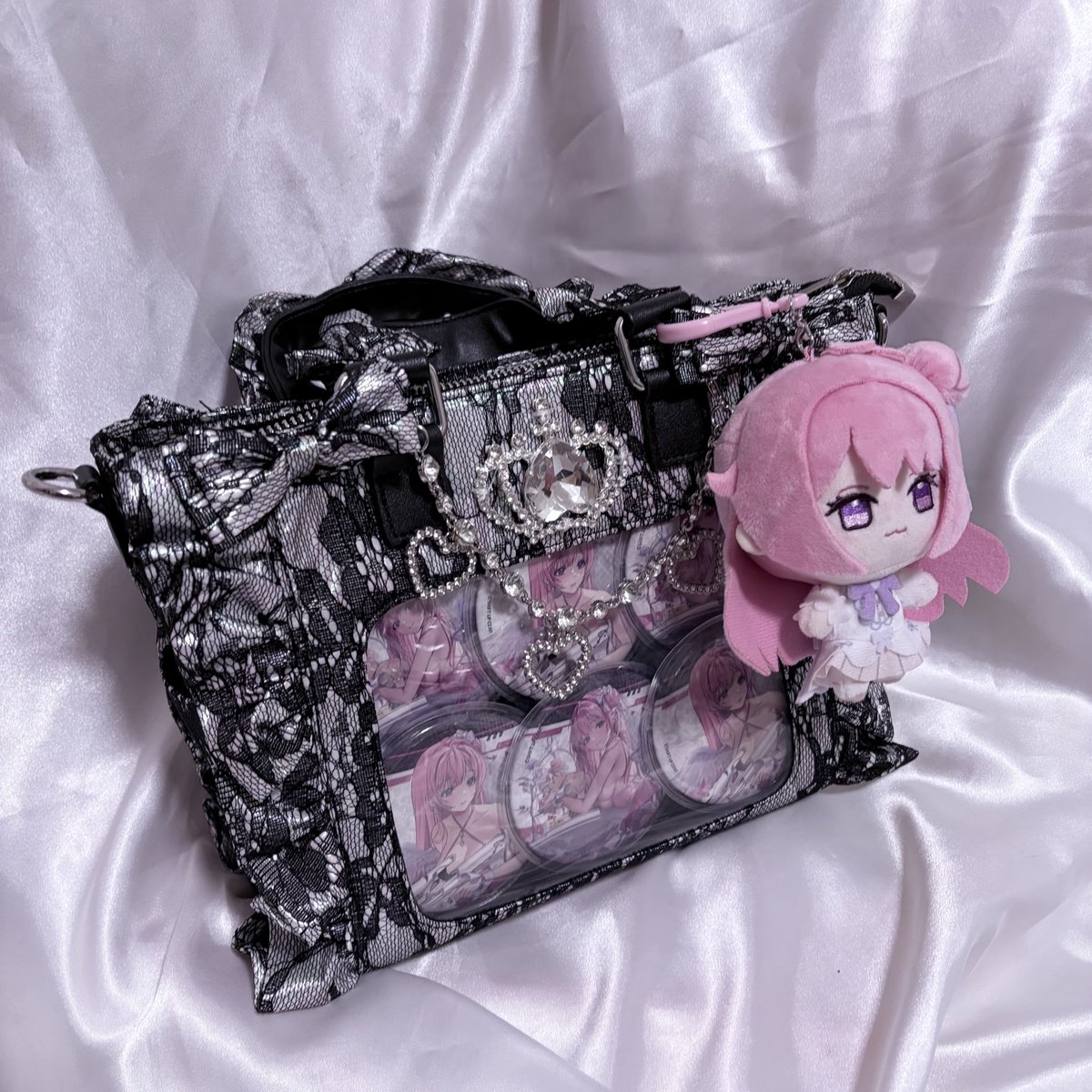 ミニ痛バ組みました໒꒰ྀི ∩˃ ᵕ ˂∩ ꒱ྀི১これでアフヌン行くの