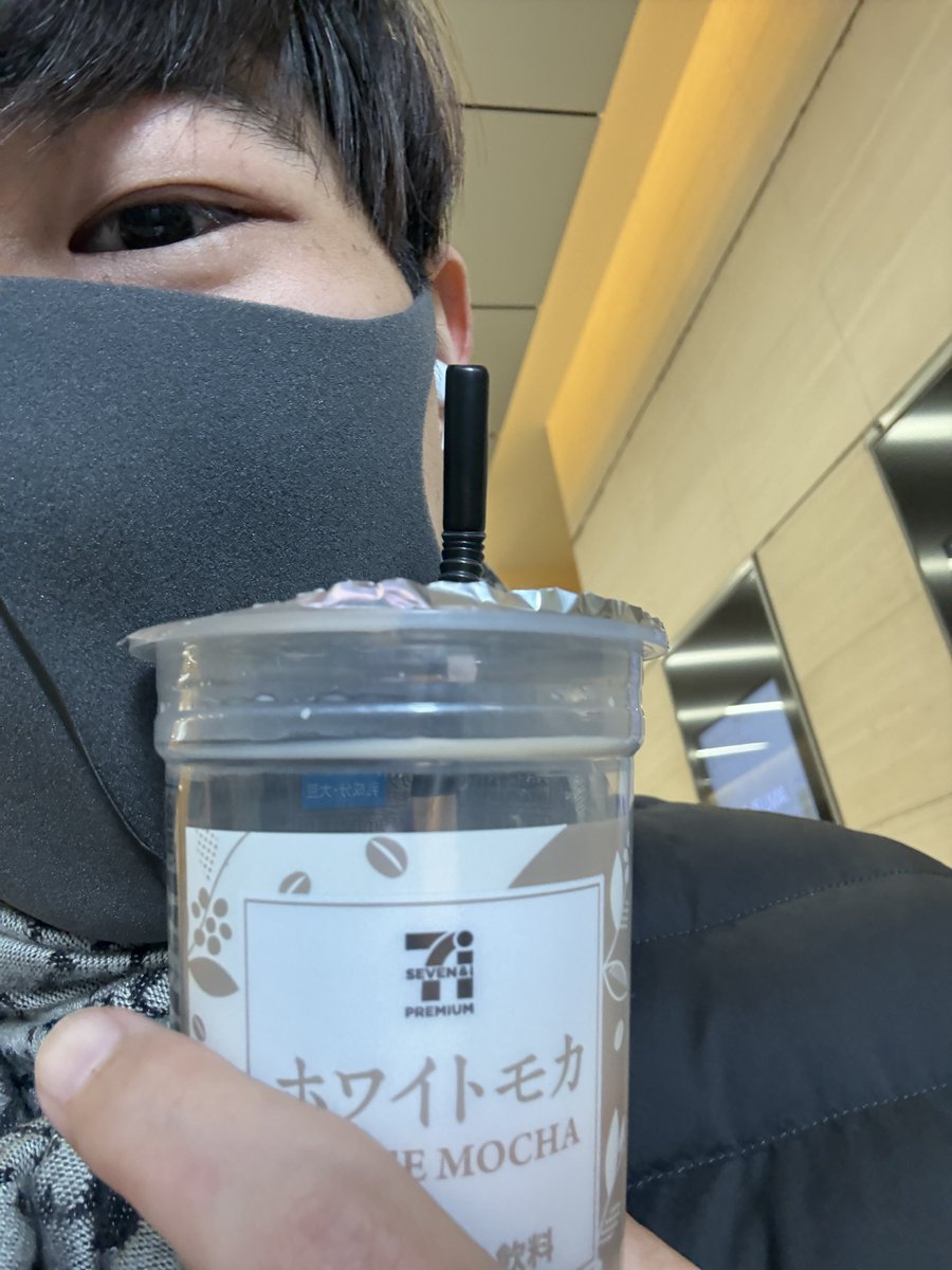 すねお tweet media