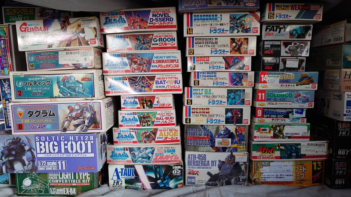 写ってるキットの更に倍以上は優に有る… #積みプラの日