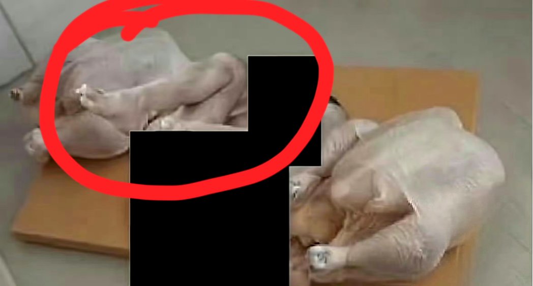 APaulDunn's tweet photo. One of the #Epstein photos has been on Flickr since 2009. It's called ChickenMan by HighFriss. Uploaded on September 13, 2009 https://t.co/xof9BSRB7A https://t.co/wQD4GTb2XF