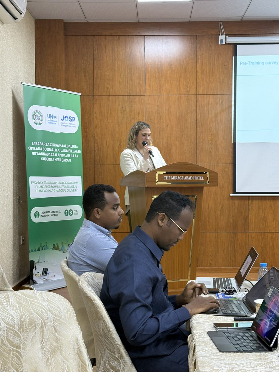 ayanharare1's tweet photo. It was a pleasure to facilitate 2day technical #Climatefinance training in #Mogadishu with @UNEP convening government institutions and key stakeholders to deepen understanding of the global climate finance architecture under the @UNFCCC multilateral funds and access modalities. https://t.co/u5eCmXKXRj