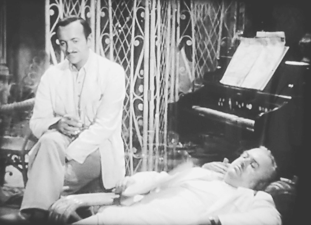 TalkingPicsTV's tweet photo. A police detective inspector is on the trail of a murderer...
Premiere: FOUR STAR PLAYHOUSE (1956) 10:40am #DavidNiven #StuartWhitman #JosephWaring stars in 'RED WINE' on #TPTV https://t.co/o0RDr22Qeh