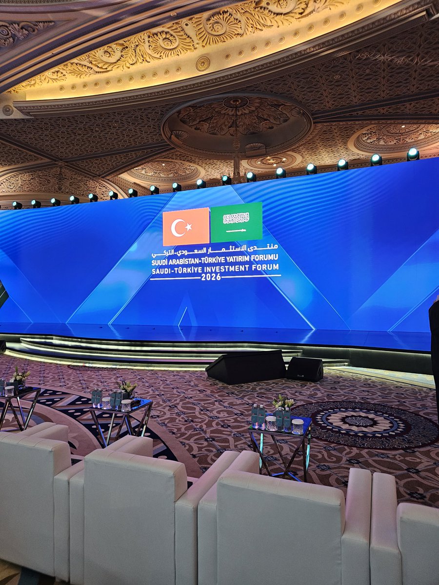 Realtykns's tweet photo. الرياض تحتضن اليوم المنتدى السعودي التركي للاستثمار
انطلقت اليوم فعاليات المنتدى السعودي التركي للاستثمار في الرياض، بمشاركة عدد من كبار المسؤولين ورجال الأعمال من المملكة وتركيا، وذلك في إطار تعزيز التعاون الاقتصادي واستكشاف فرص الشراكات الاستثمارية بين البلدين.
#السعودية #تركيا #الاستثمار #المنتدى_السعودي_التركي #فرص_استثمارية #تعاون_اقتصادي #Riyadh #SaudiTurkishForum #InvestmentOpportunities