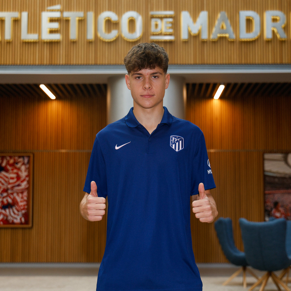 ⚽️ Alejandro Monserrate, debut en <a href="/LaLiga/">LALIGA</a> con el <a href="/Atleti/">Atlético de Madrid</a> .

✍️ El jugador zaragozano, que formó parte de la UD Amistad durante su etapa Benjamín, debutó en Primera División con el club rojiblanco en el partido frente al <a href="/LevanteUD/">Levante UD</a> 

👏 Enhorabuena Alejandro!!