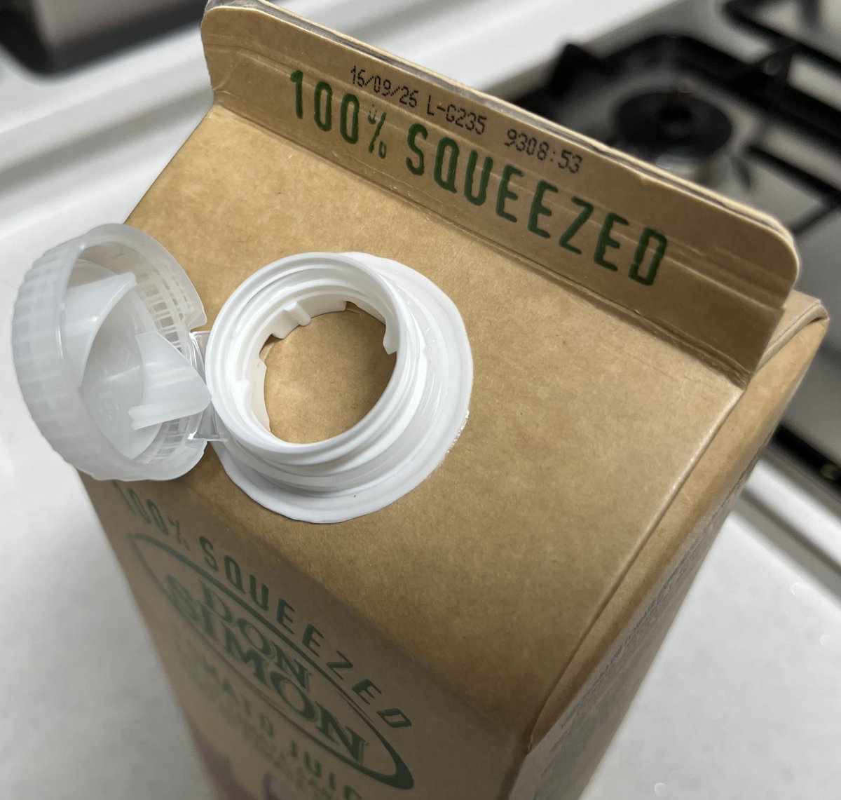 rxtto_'s tweet image. 이상한일이 많이일어나네