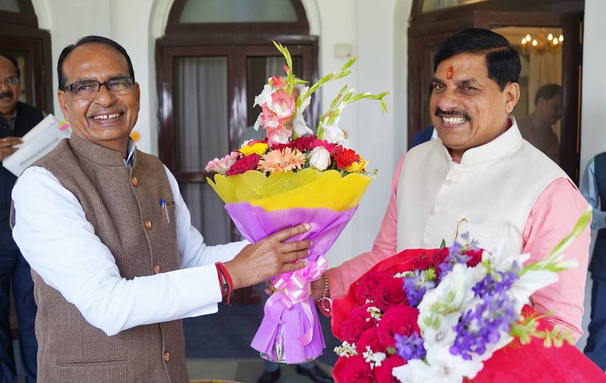 तत्कालीन मुख्यमंत्री <a href="/ChouhanShivraj/">Shivraj Singh Chouhan</a> जी और
मुख्यमंत्री <a href="/DrMohanYadav51/">Dr Mohan Yadav</a> जी OBC समाज के भविष्य के लिए सीधे जिम्मेदार हैं।
7 साल से 27% OBC आरक्षण लंबित! हज़ारों युवाओं का हक़ ठगा गया।
अब बहाने बंद — आरक्षण तुरंत लागू करो! ✊
#27PercentOBC #OBCReservation #JusticeForOBC #MeritMyFoot