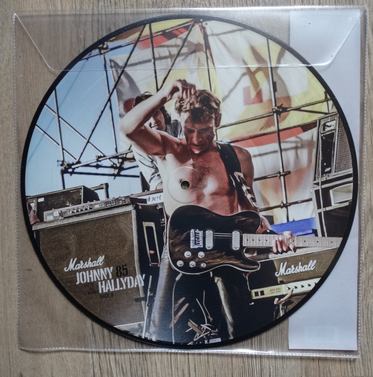 Johnnyhallydaymusic tweet media