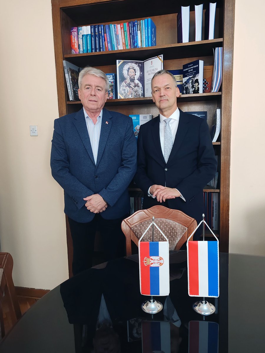 In a time of complex geopolitical challenges and Serbia’s EU integration process, informed dialogue matters more than ever. That’s why we visited IIPE, an institution bringing decades of experience in foreign policy since 1947, to exchange views on key issues.