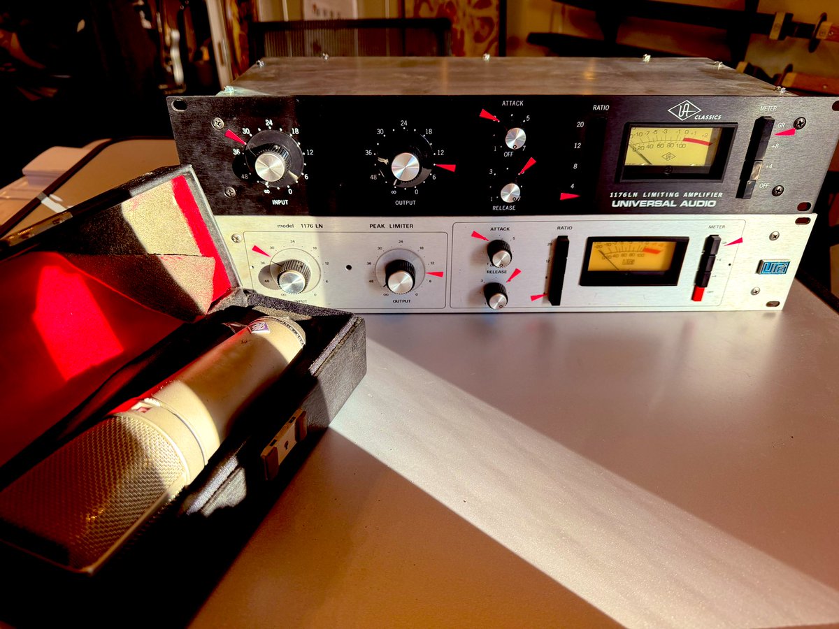 メンテ＆オーバーホールから帰ってきた1176とオリジナルU87。 まだまだ