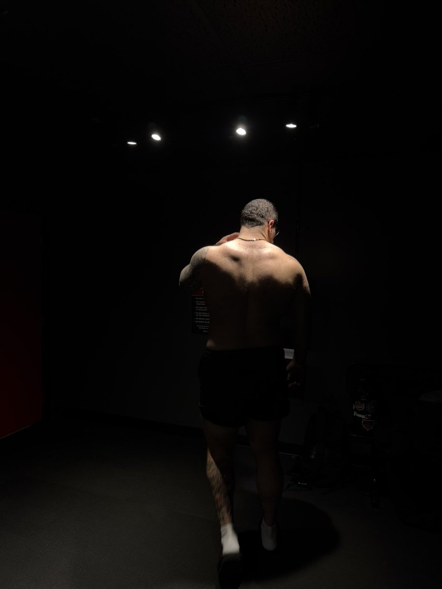 jake vela tweet media