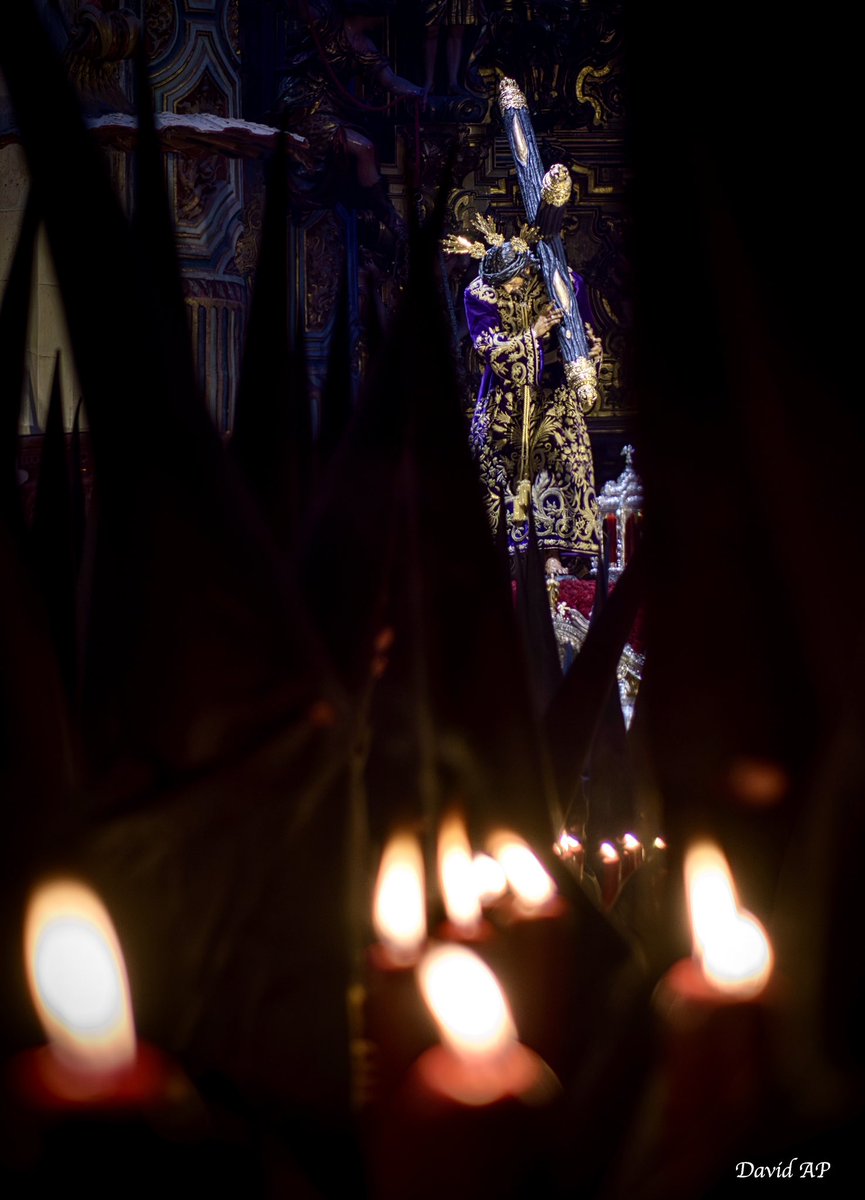 «Hija, tu fe te ha salvado; vete en paz y queda curada de tu enfermedad»

#EvangelioDelDía #Pasión26 
📸 <a href="/davidariaspozo/">David Arias</a>