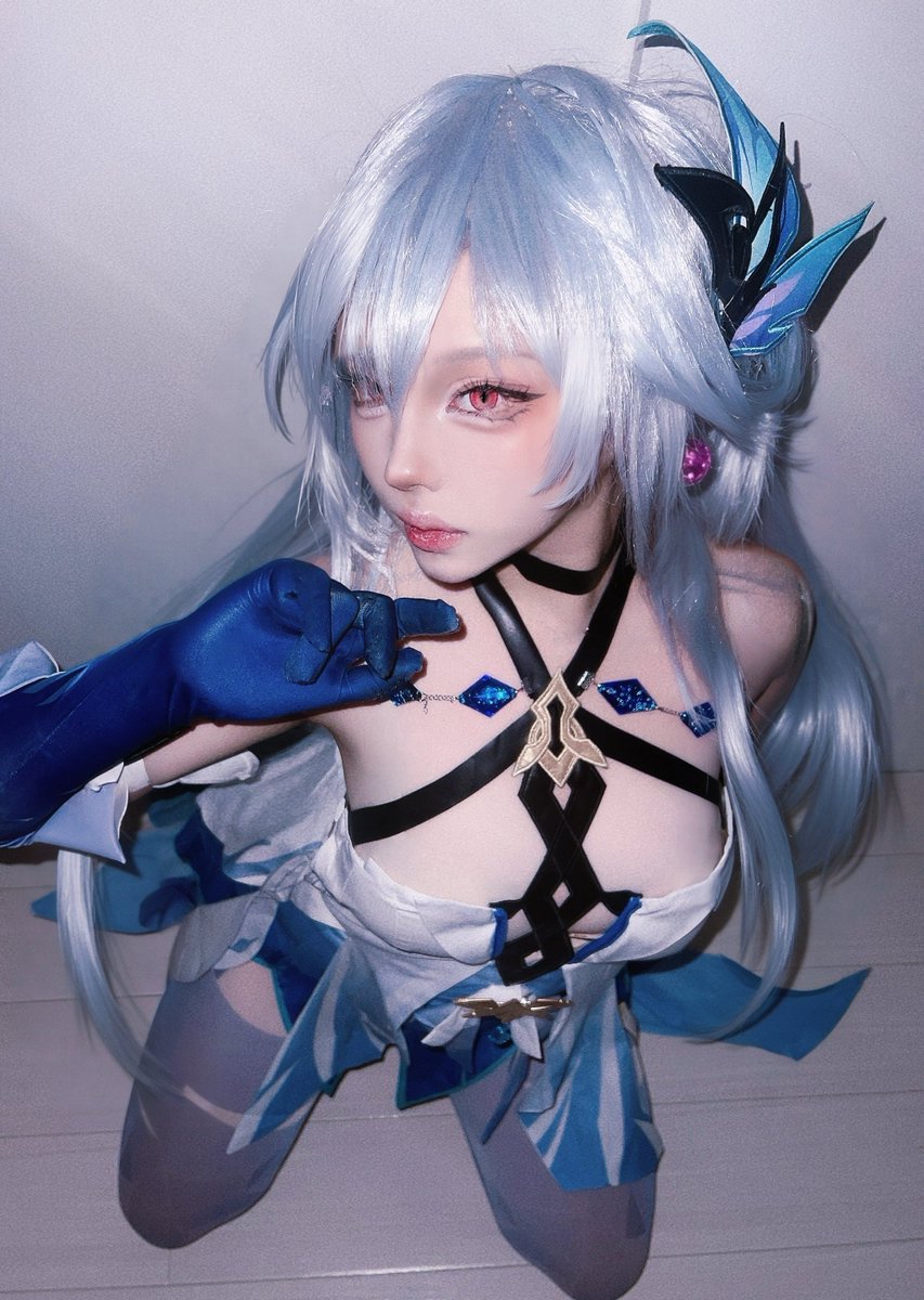 azarashi__draw's tweet photo. #GenshinImpact #Skirk #cosplay https://t.co/FIOMxjVe6o