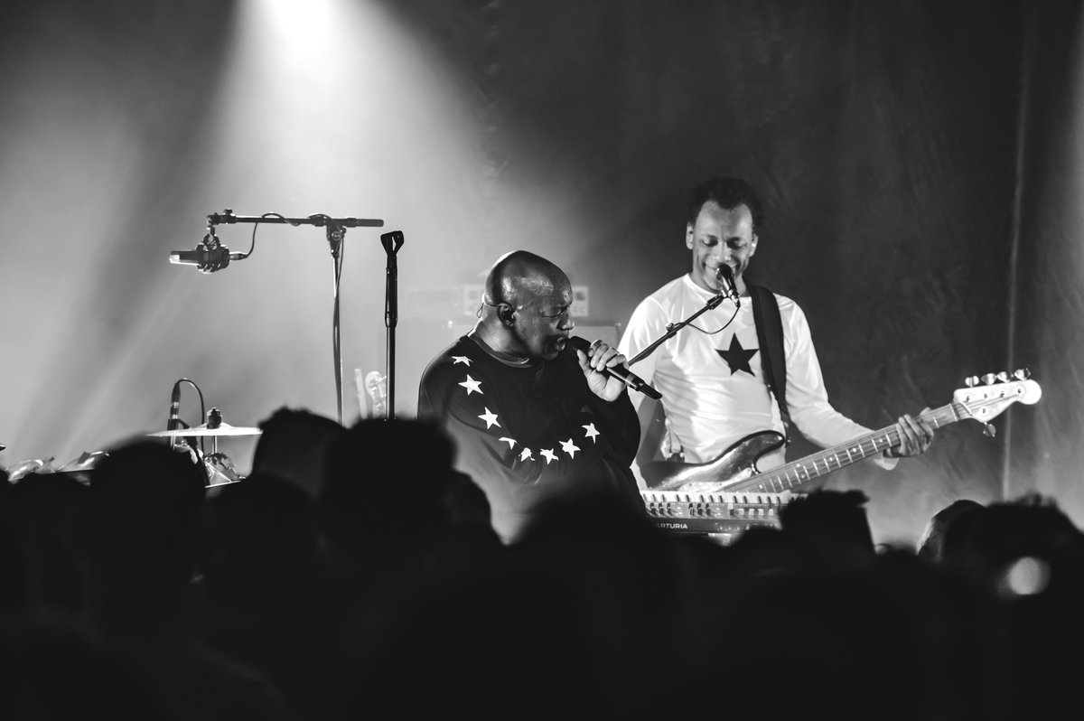 Espace Republic Corner tweet media