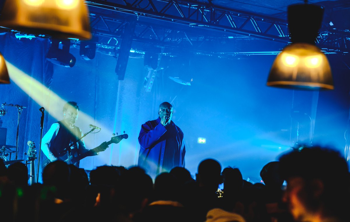 Espace Republic Corner tweet media