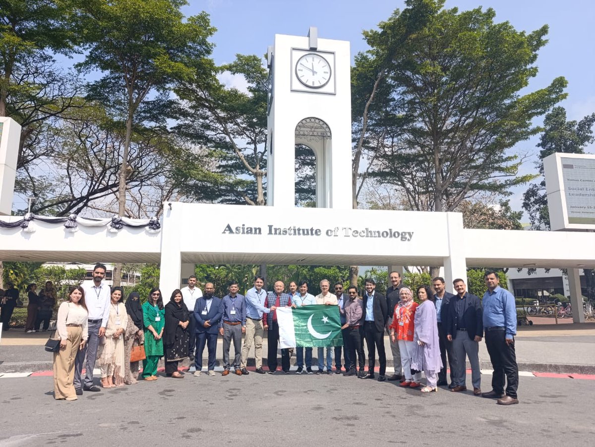 UAJK_Official's tweet image. Faculty Achievement | @UAJK_Official 
Ms. Saliha Gul Abbasi, Coordinator Management Sciences, has completed the Social Enterprise Development Leadership Program at AIT, Thailand, organized by #Rizq, #UNODC &amp;amp; #YCA. Selected among the top 26 nationwide.#FacultyAchievement #UAJK