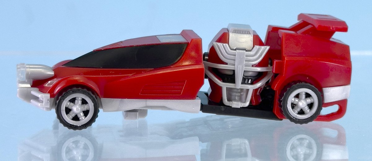 It also recreate this hillarious scene too with Red Vehicle