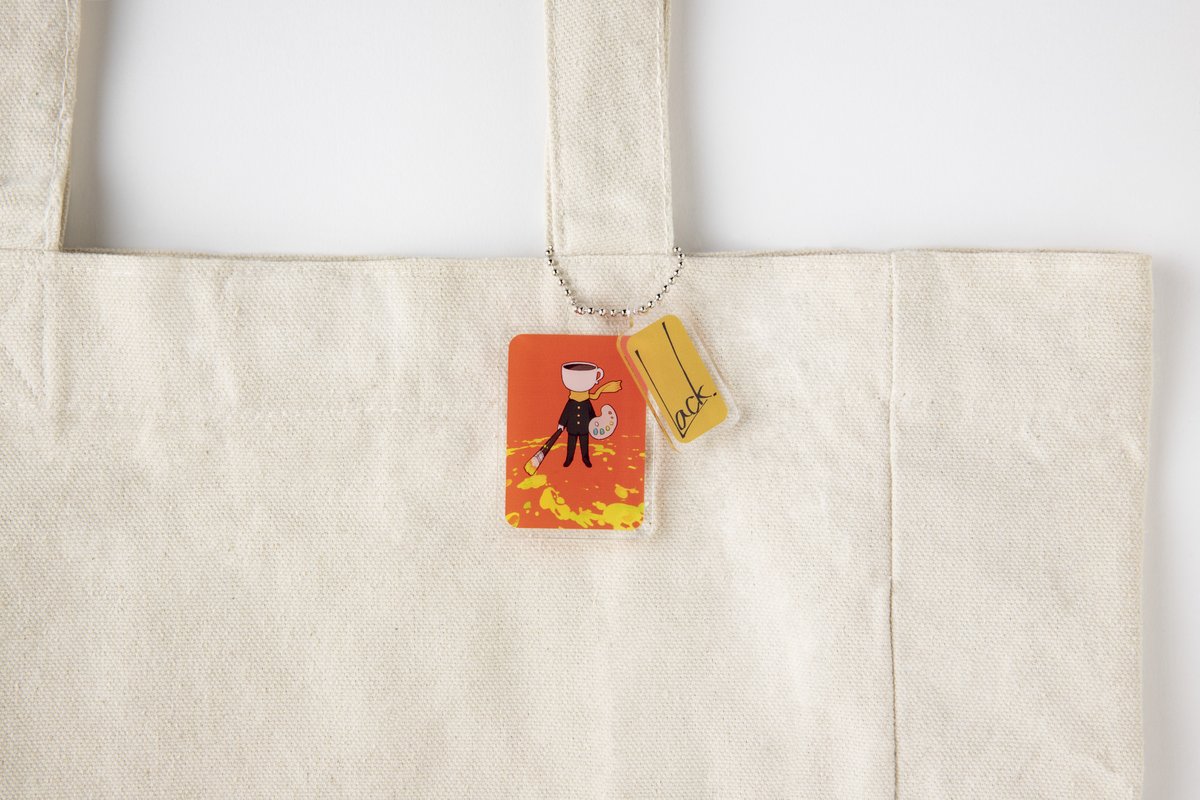 書籍の発売に合わせて、記念グッズも出ます！ 「宛名入りサイン本付き