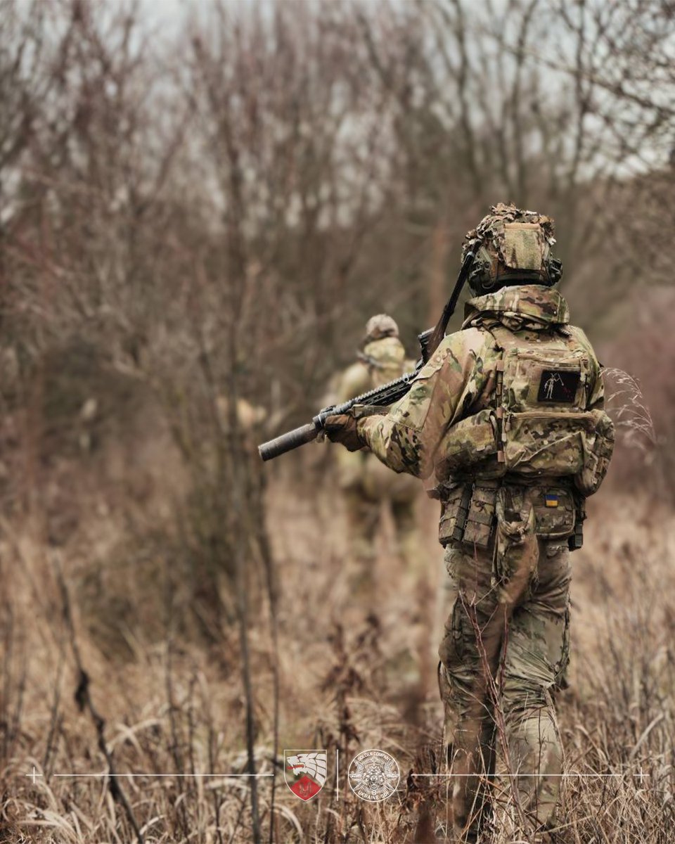 3sofua's tweet image. Brotherhood is watching your six without being asked. Trust is knowing right call will be made.

#GoldenCompany: Ours Among Ours! 
🐺🇺🇦 3rd @SOF_UKR Regiment.

Join the Brave! 📞 +380950154110

#UKRSOF #SpecialForces #MilitaryBrotherhood