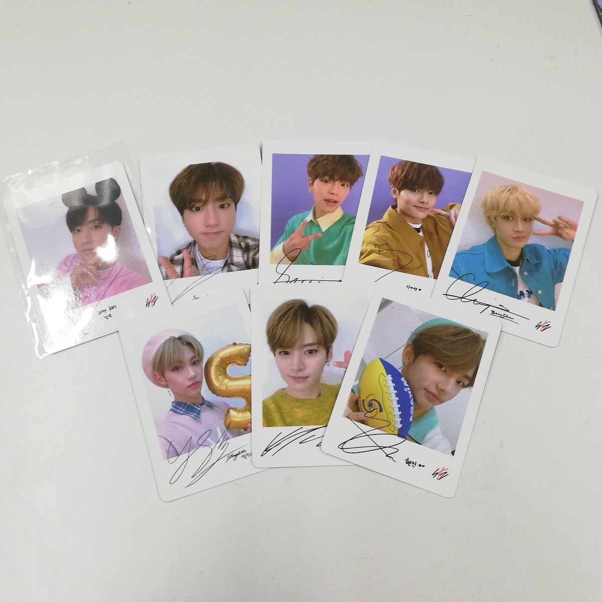 straykids FC 1期 トレカ セット StrayKids #스트레이키즈 【入荷情報】 straykids FC 1期 トレカが入荷