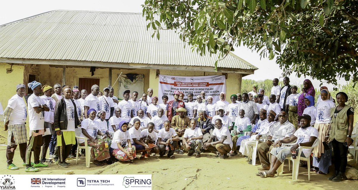 yiavha's tweet photo. Did you know drug abuse fuels insecurity not just crime?
YIAVHA continues its โHugs Not Drugsโ community engagement with a visit to the beautiful community of Bangai, engaging farmers and herders, elders, youth, and women in open conversations on drug abuse.
#SPRiNGNigeria https://t.co/jA6TUOvxZO