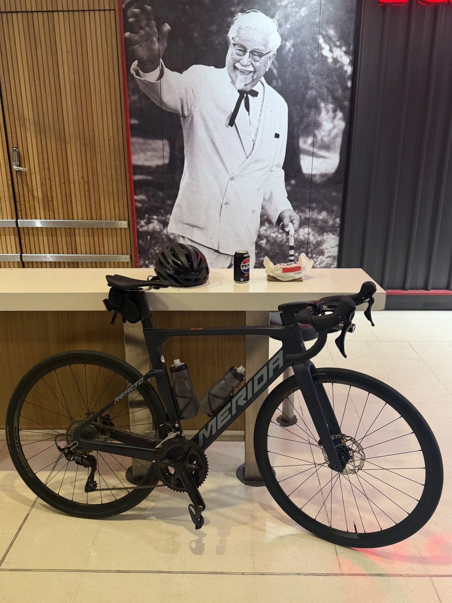 SkipperReu tweet media